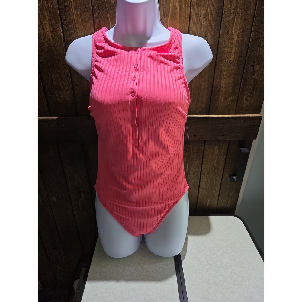 Shade & Shore High Neck High Leg 1 Pc Swimsuit Size‎ Small Coral Pink Snap Front